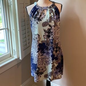 Syrah casual shift dress size S.